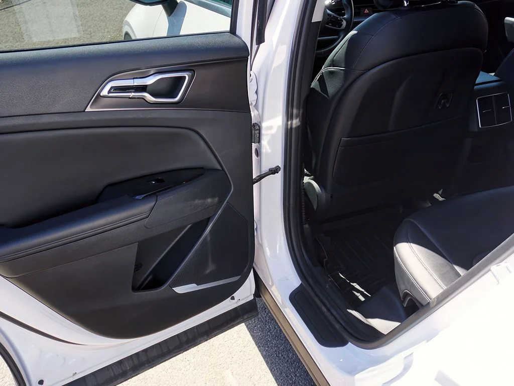 2023 Kia Sportage EX - Photo 37