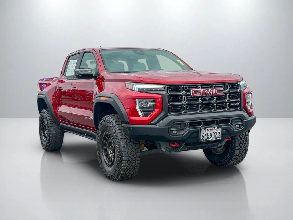 2024 GMC Canyon 4WD AT4X Crew Cab Short Box's photo