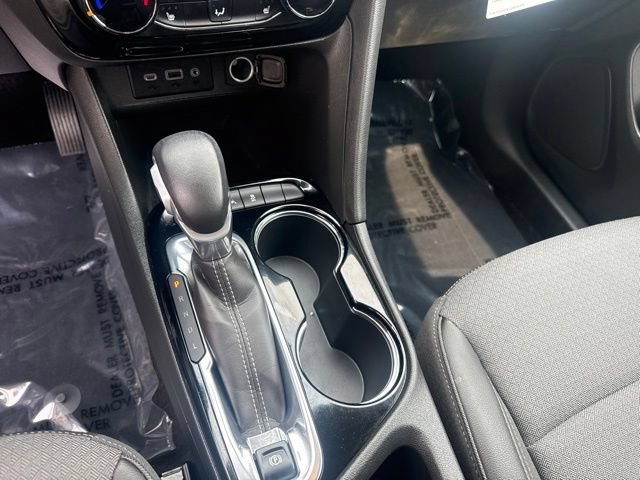 Used 2023 Summit White Buick Preferred image 17