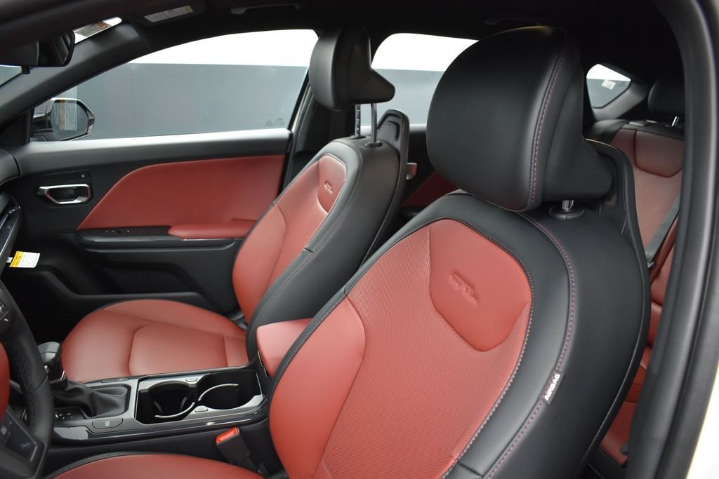 New 2026 Snow White Pearl Kia GT-Line image 10