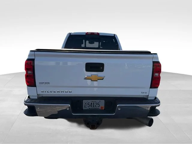 Used 2016 SUMMIT WHITE Chevrolet LTZ image 4