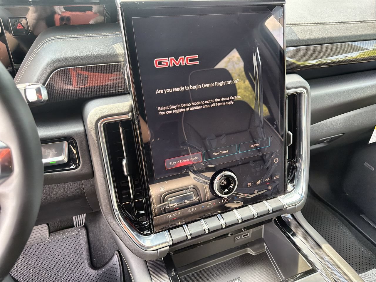 2026 GMC Yukon XL Elevation - Photo 13