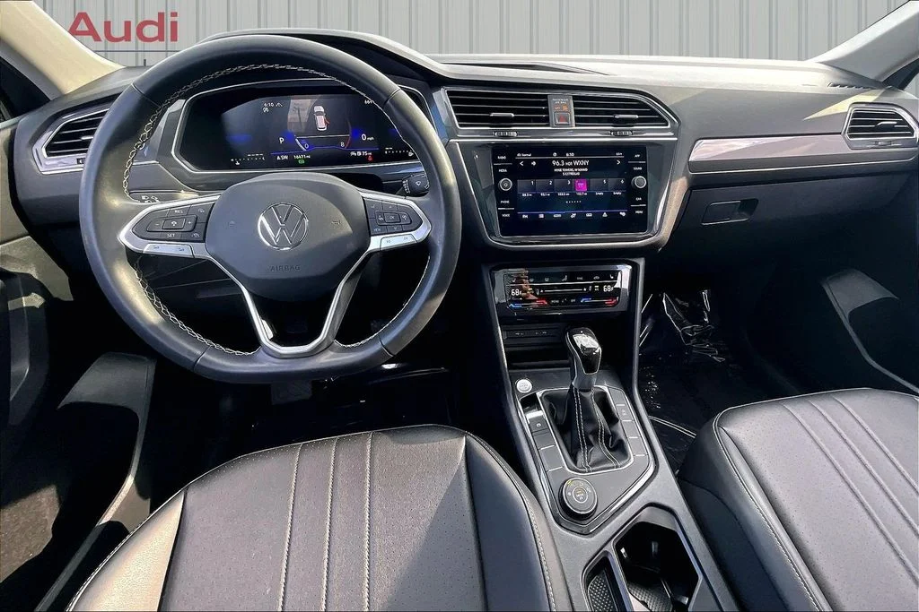Used 2023 Gray Volkswagen 2.0T SE image 7