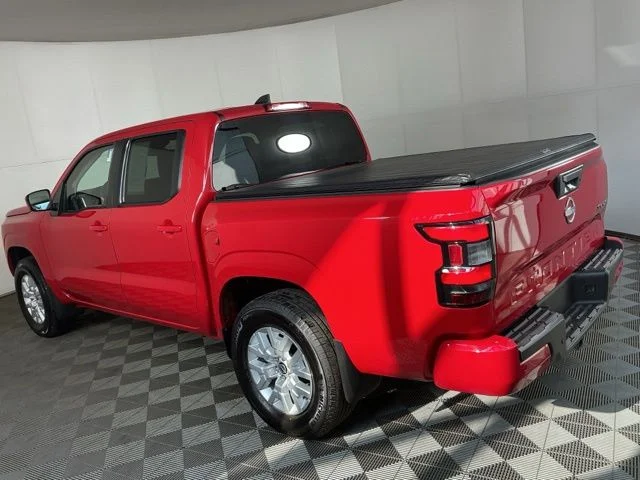 Used 2022 Red Nissan SV image 9