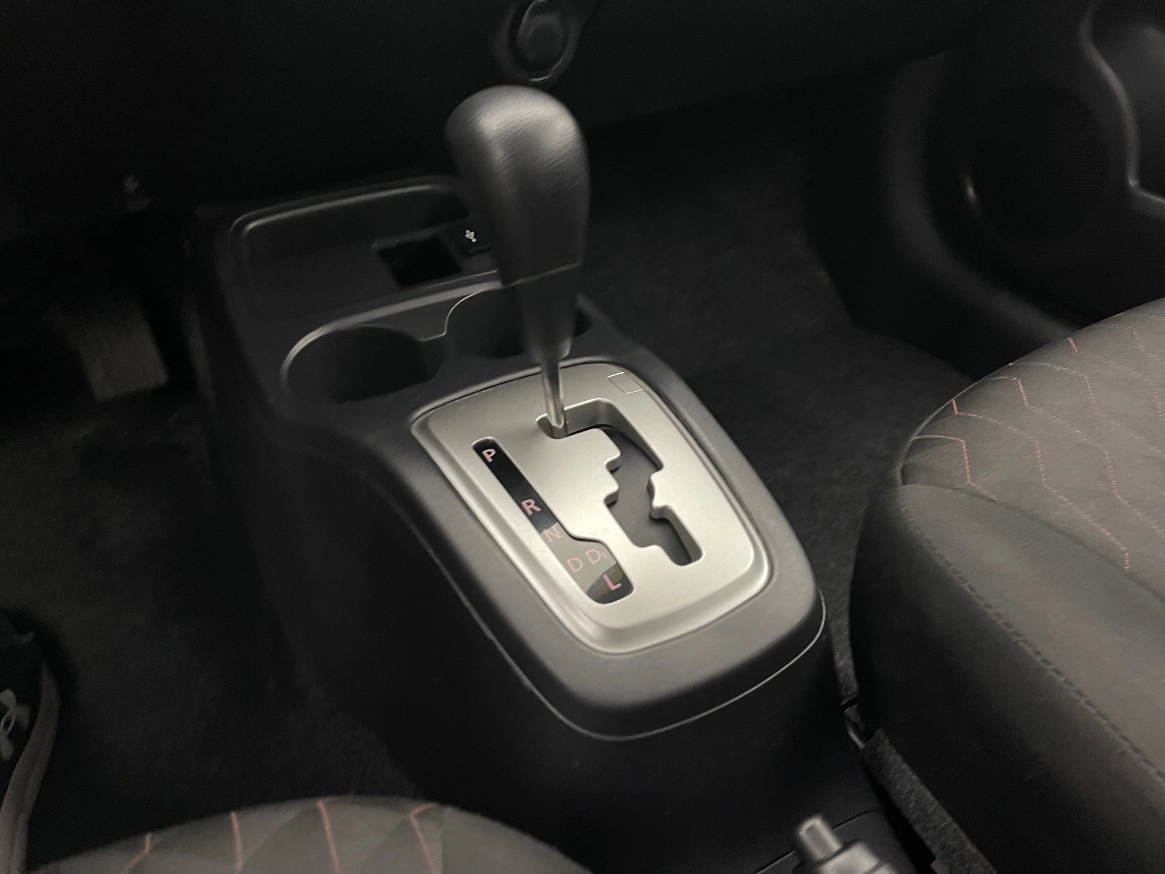 Used 2024 Blue Mitsubishi ES image 23