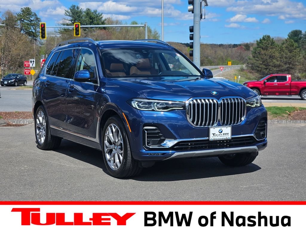 2021 BMW X7 xDrive40i's photo