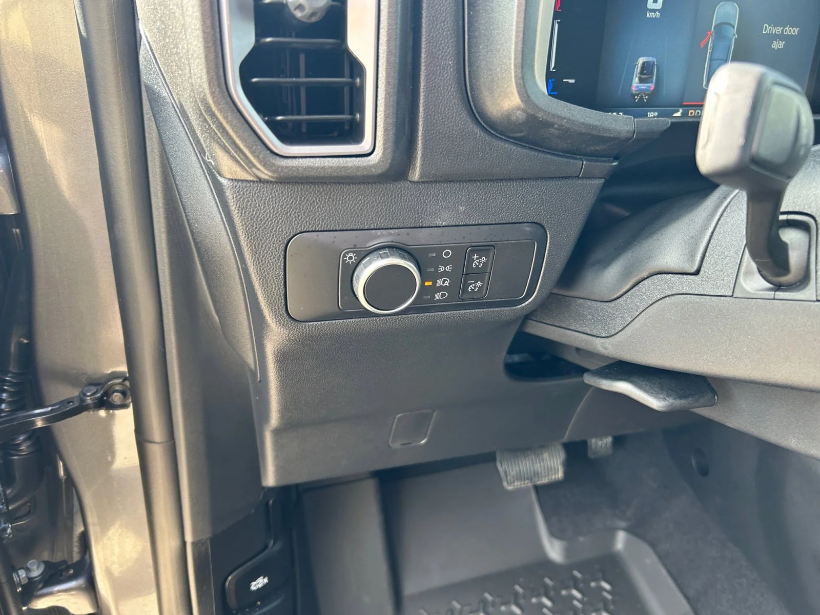 New 2026 Carbonized Grey Metallic Ford Big Bend image 15