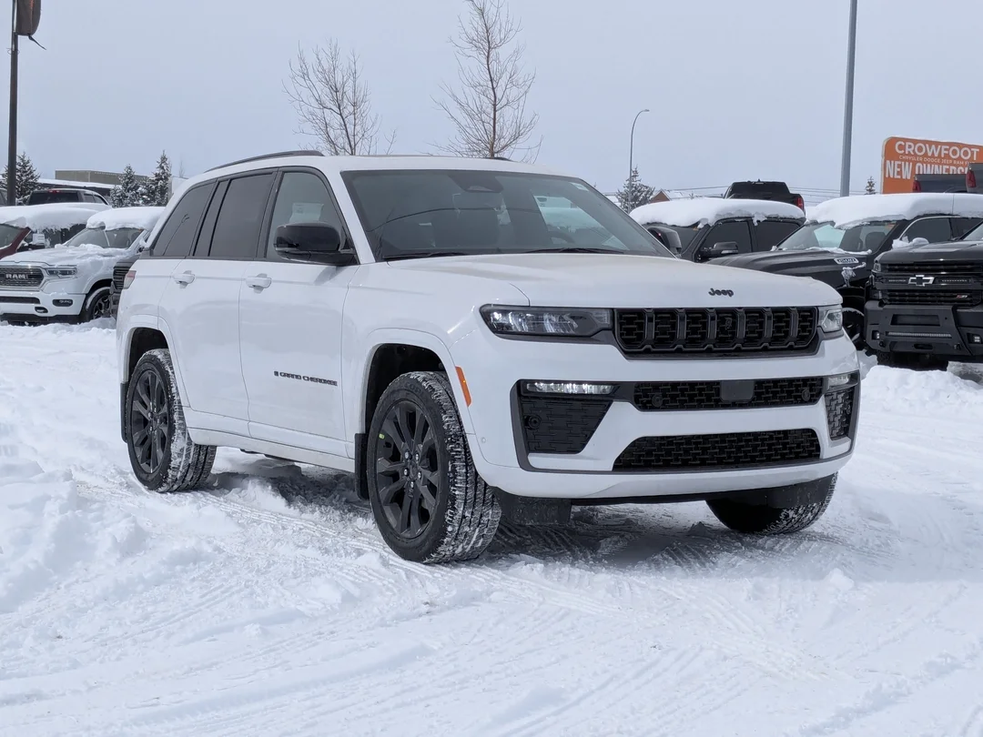 New 2026 White Jeep Limited Reserve - - 4x4 - Nappa Leather - Ventilated Seats - Trailer Tow Pack & More! image 2