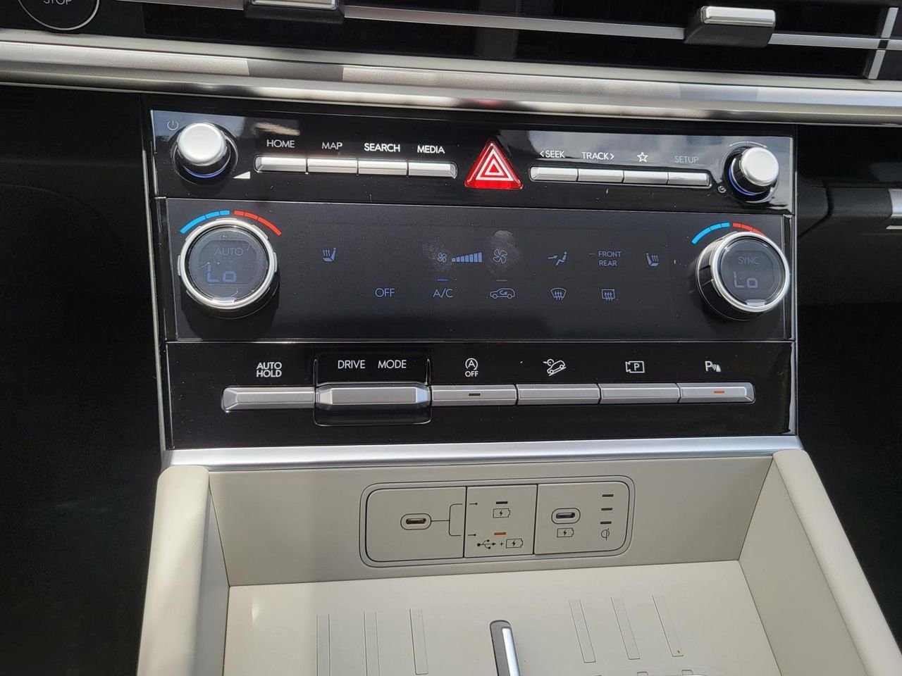 New 2026 Phantom Black Hyundai SEL FWD image 20