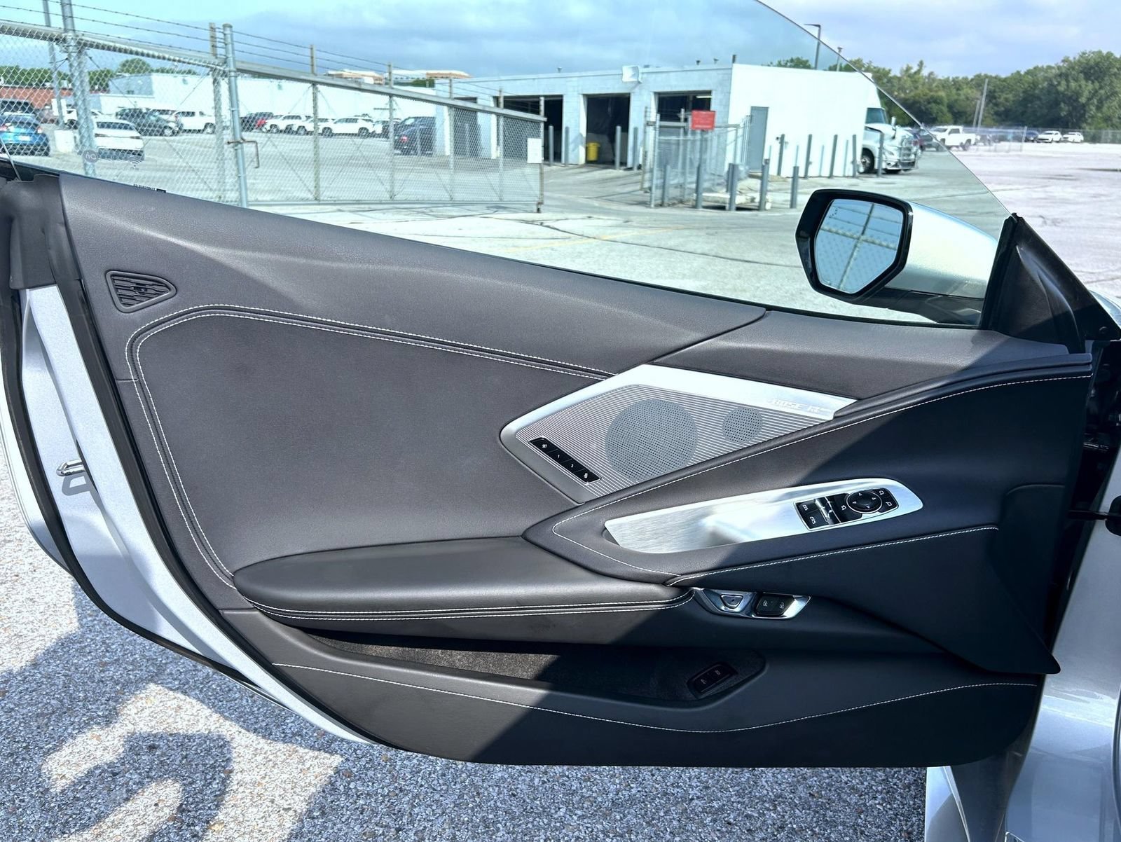 2023 Chevrolet Corvette 2LT - Photo 10