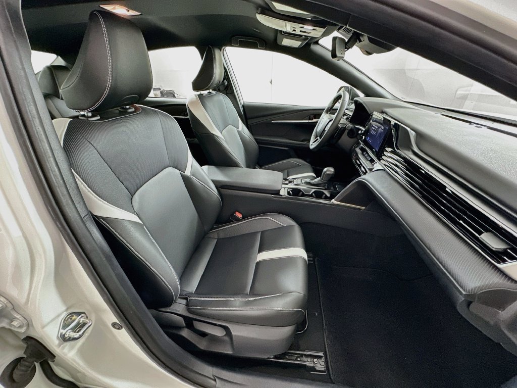 Used 2025 White Toyota SE image 28