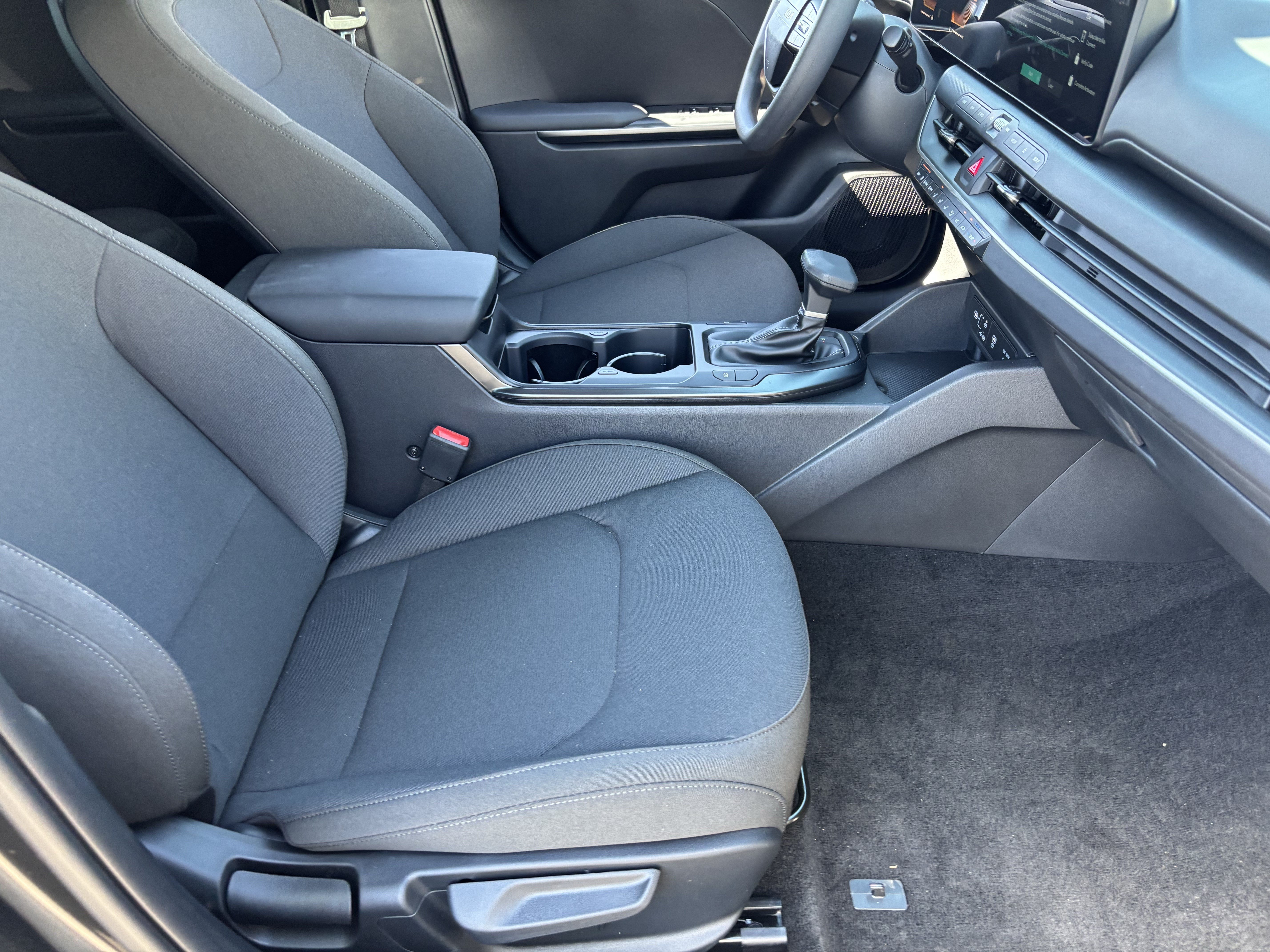 New 2026 Interstellar Gray Kia LX image 9