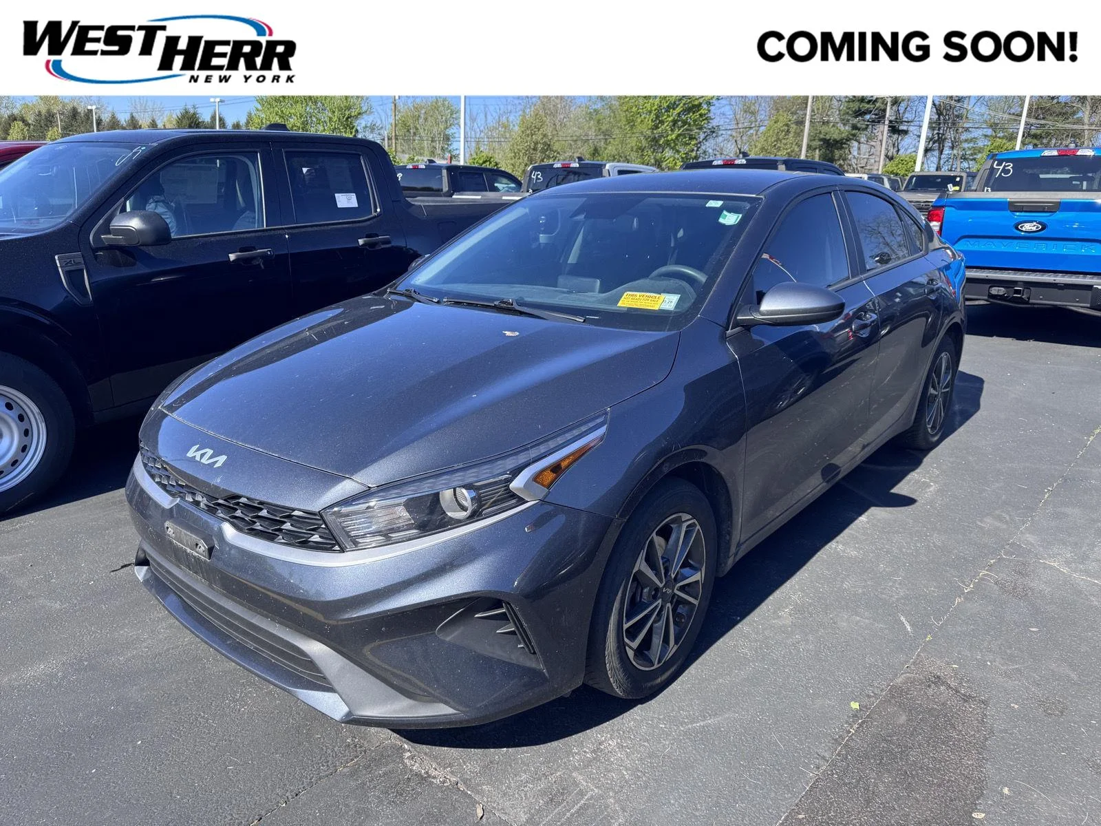 2023 Kia Forte LXS AT's photo