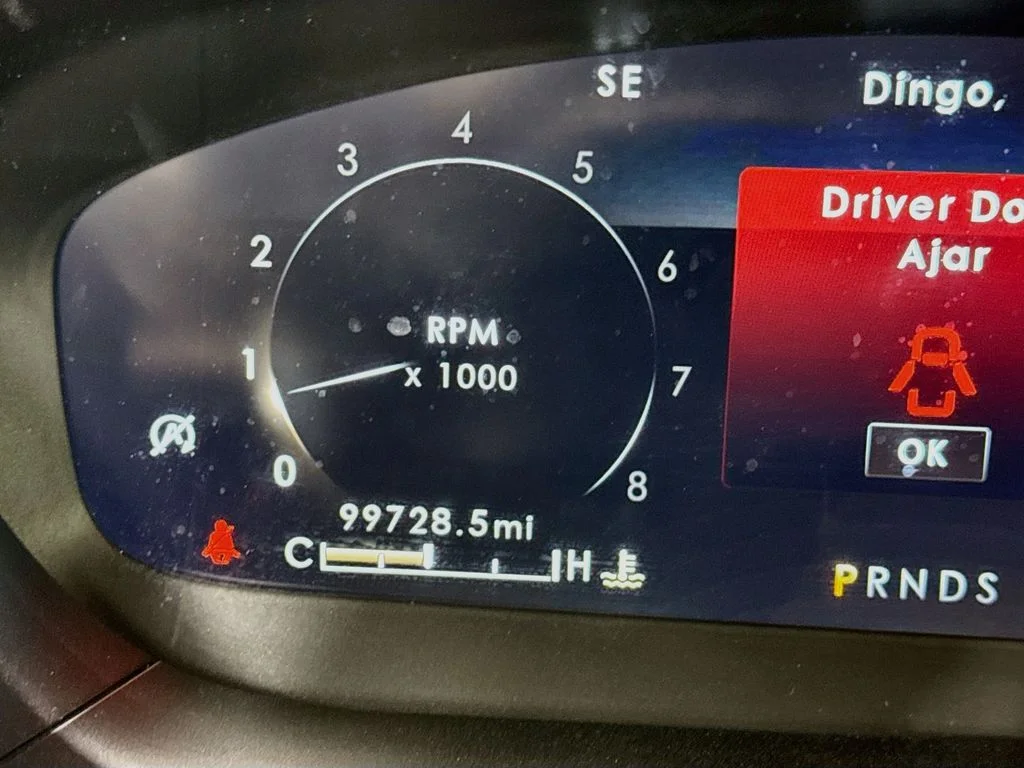 Used 2019 Infinite Black Metallic Lincoln Standard image 16