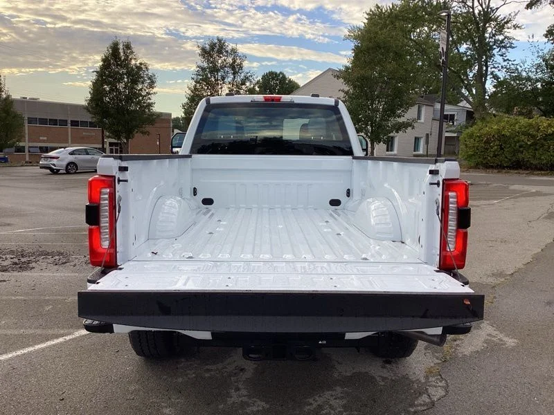 2026 Ford F-350 Super Duty XL - Photo 10