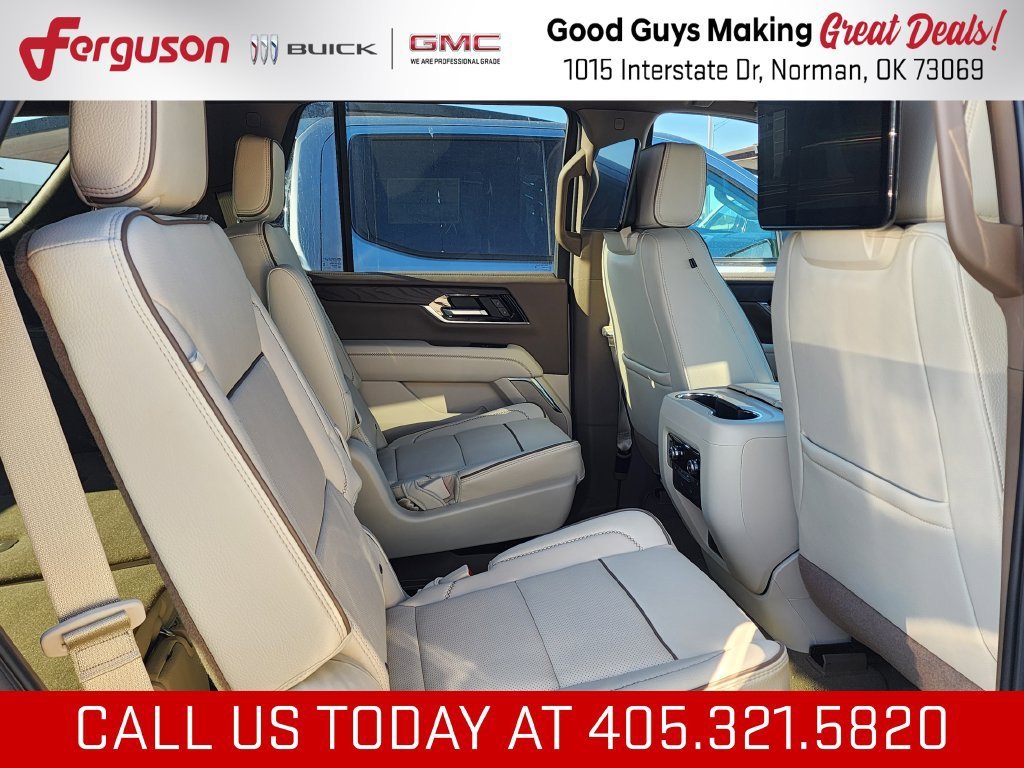 2027 GMC Yukon Denali - Photo 52