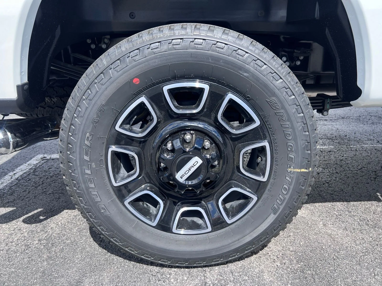 New 2026 Star White Metallic Tri-Coat Ford F-350® Platinum® image 26
