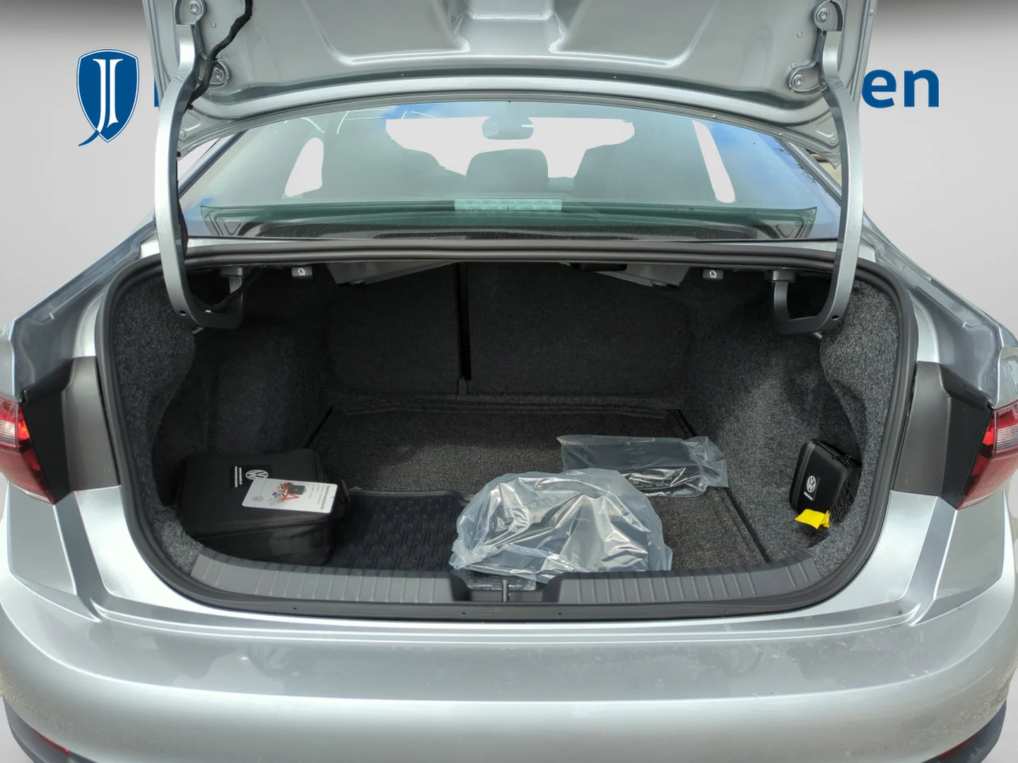Used 2026 PYRITE SILVER M Volkswagen Sport image 20