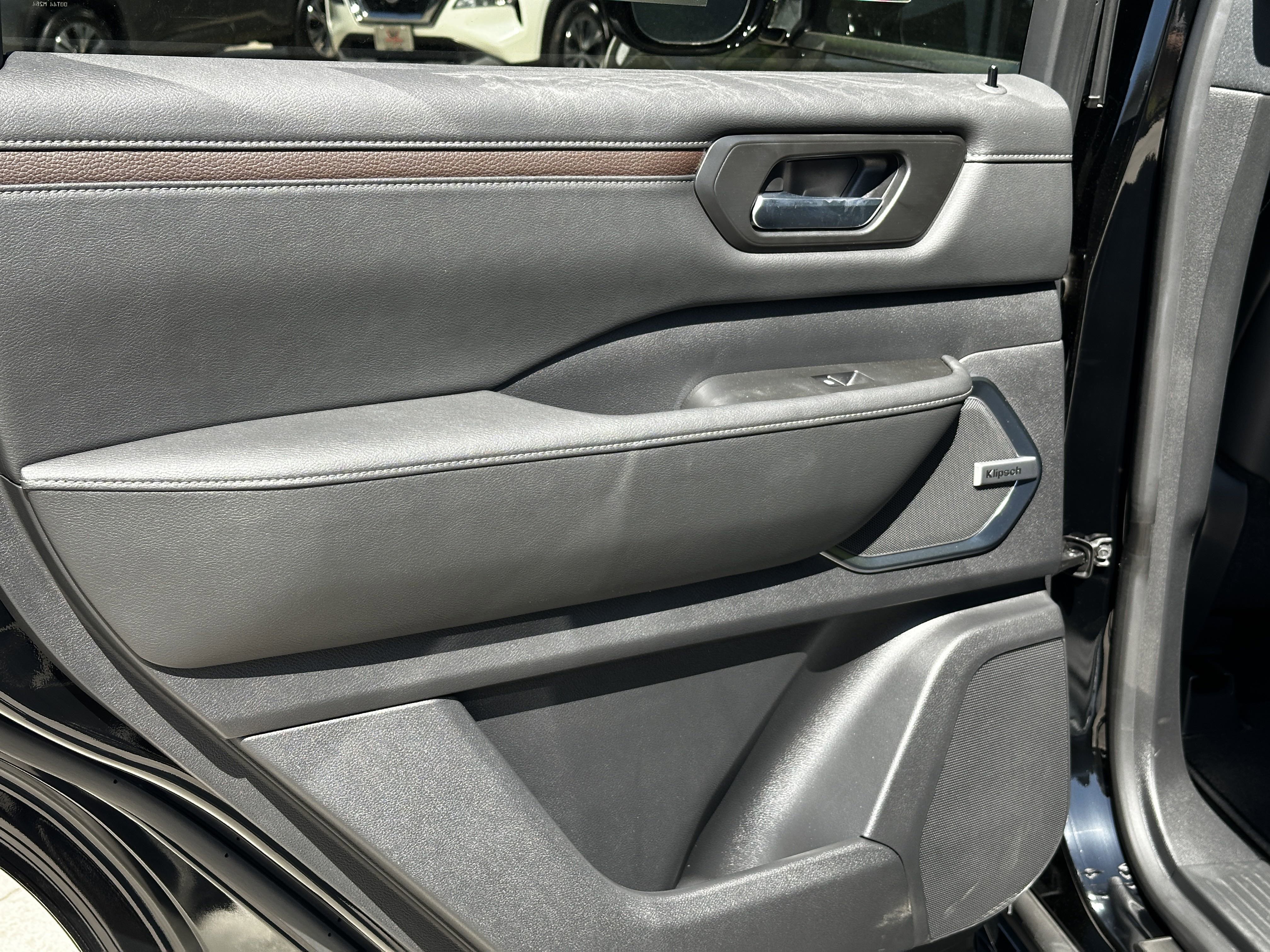 2025 Nissan Armada Platinum Reserve - Photo 22