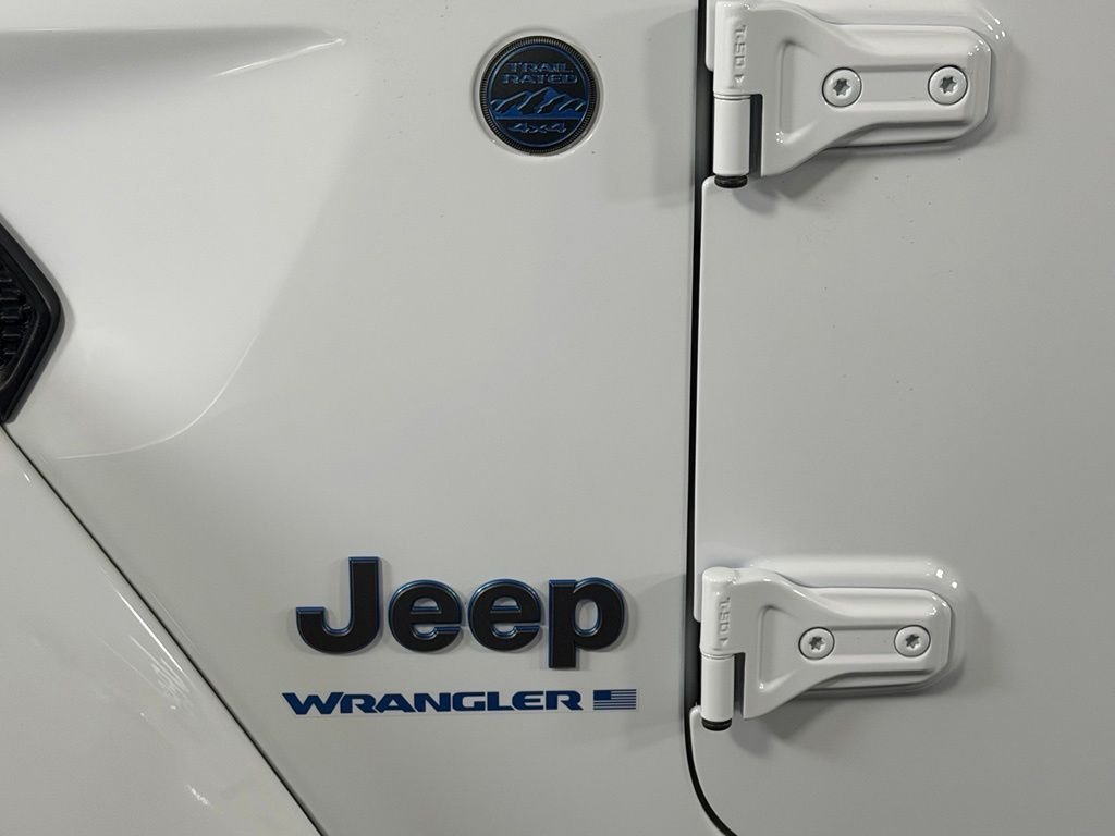 Certified Used 2024 White Jeep Sport S 4xe image 12
