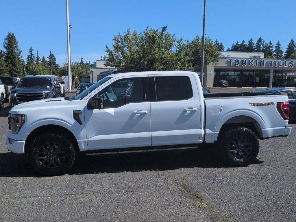 Used 2022 Oxford White Ford Tremor image 2