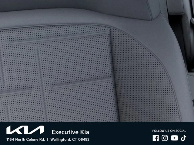 New 2026 White Kia Land image 24