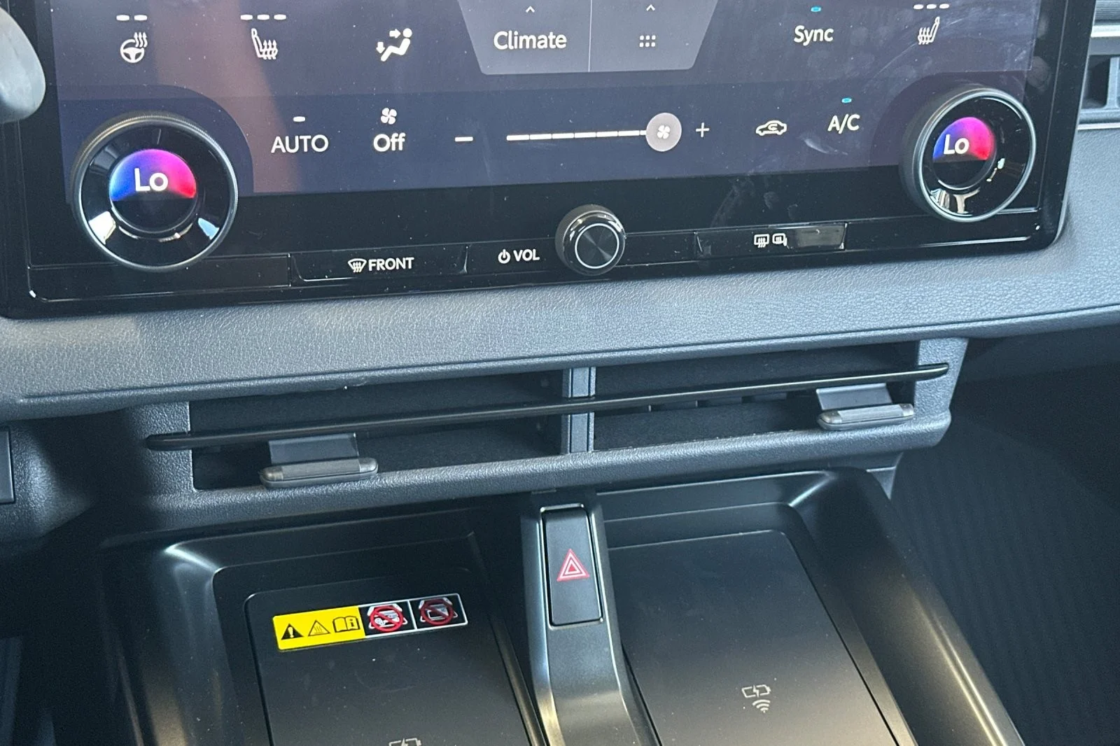 2026 Toyota C-HR SE - Photo 19