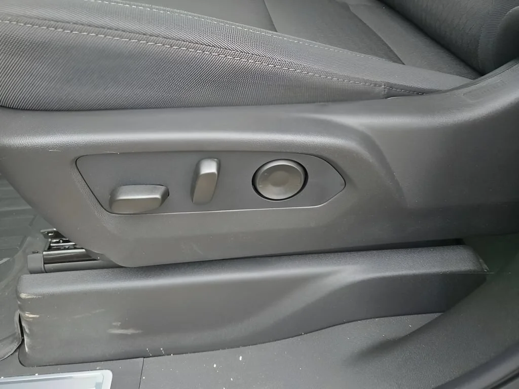 2026 GMC Sierra 1500 SLE - Photo 18
