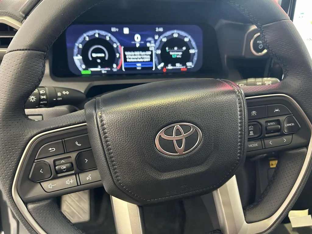 Certified Used 2026  Toyota Limited image 21