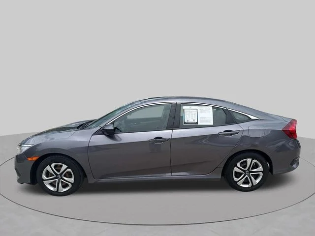 Used 2017  Honda LX image 2