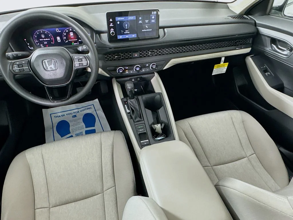 New 2026 Platinum White Pearl Honda LX image 30