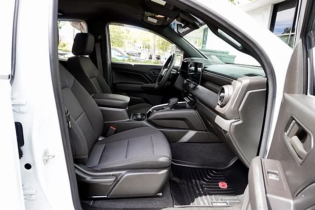 2024 Chevrolet Colorado Trail Boss - Photo 13
