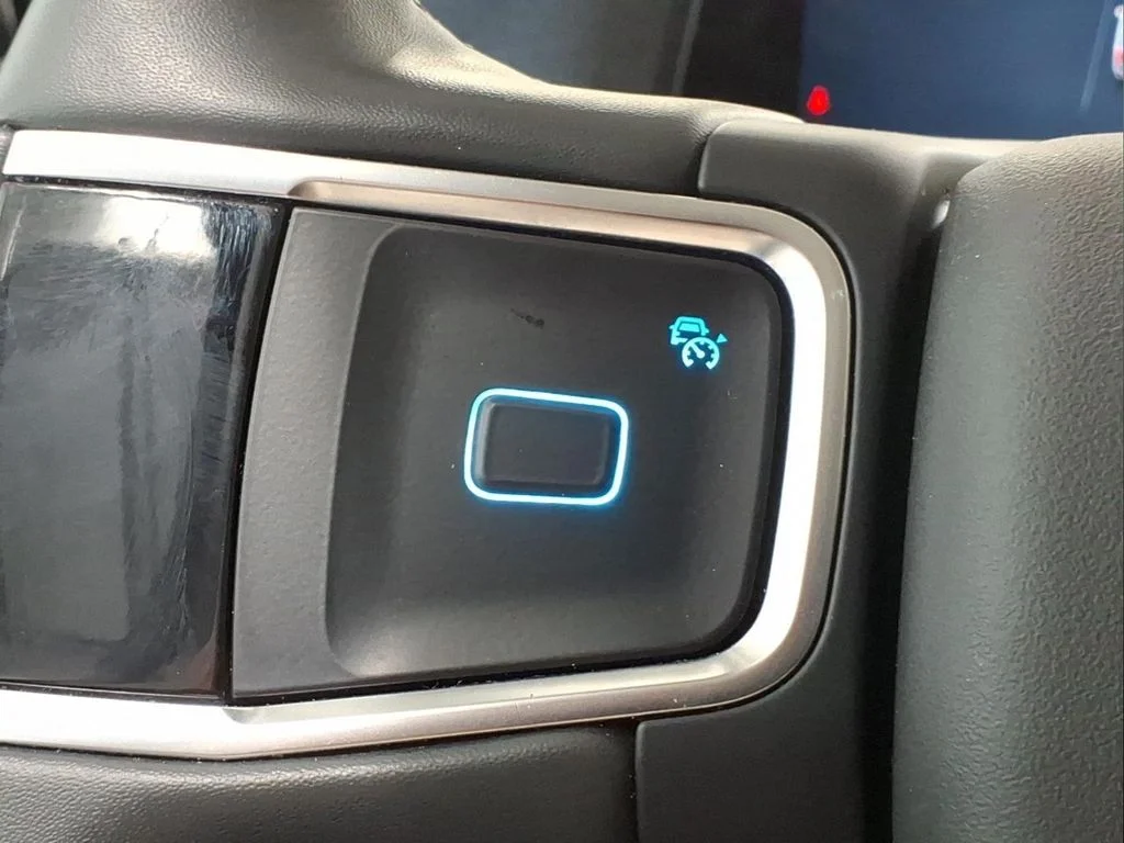 Used 2025 White Ford Active image 14