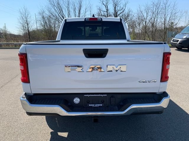 New 2026 Bright White Clear-Coat Exterior Paint RAM Tradesman image 4