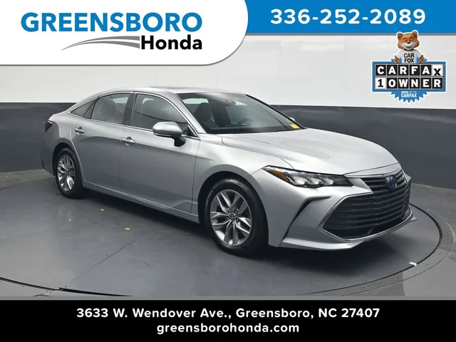 2022 Toyota Avalon Hybrid XLE Plus