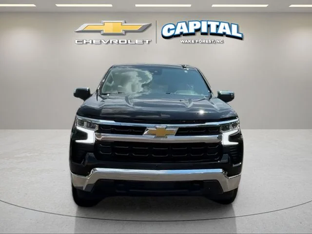 Used 2025 Black Chevrolet LT image 8