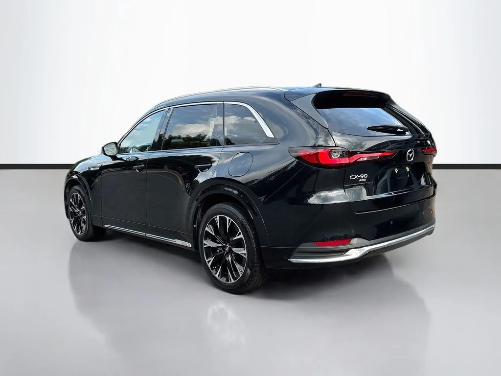 Certified Used 2024 Jet Black Mazda 3.3 Turbo S image 5