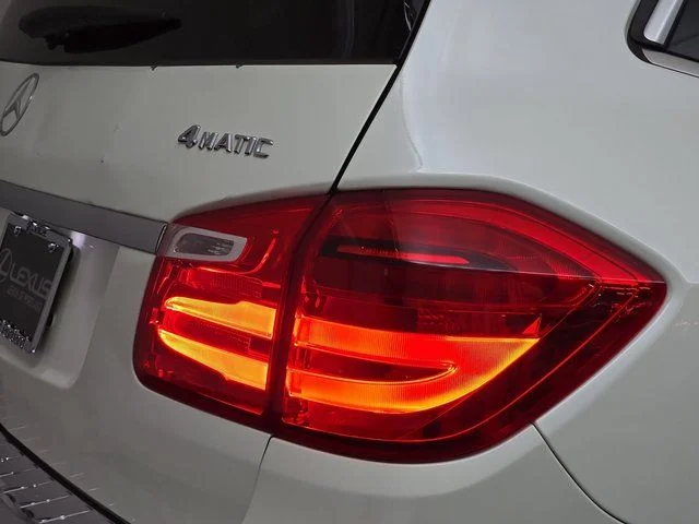 Used 2014  Mercedes-Benz GL 450 image 33