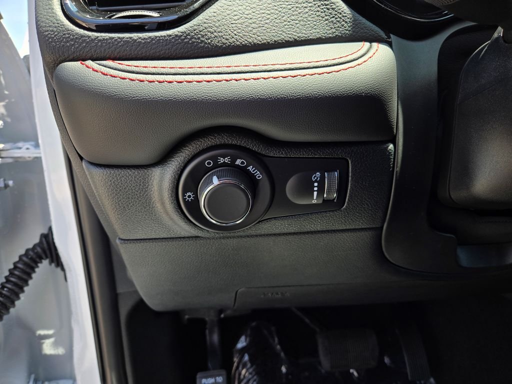 2025 Dodge Durango GT - Photo 12