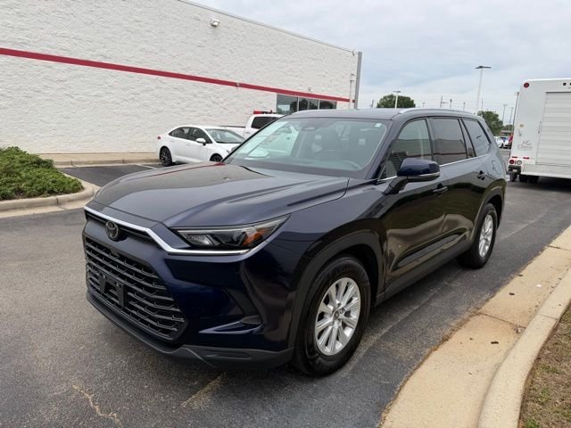 Used 2025 Blue Toyota XLE image 2