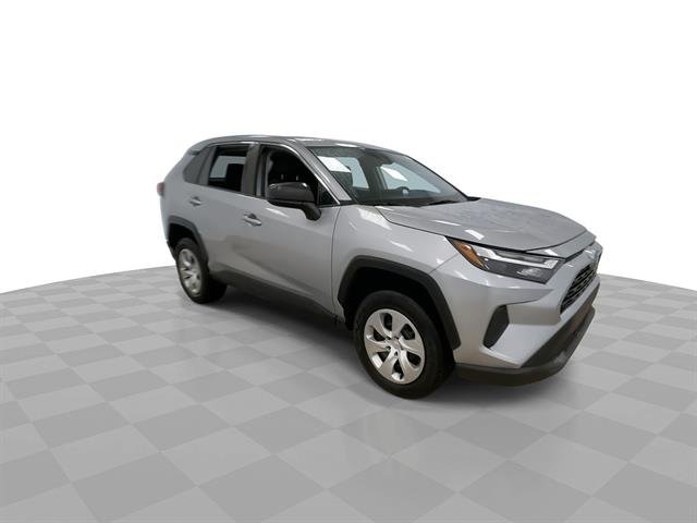2023 Toyota RAV4 LE, photo 2 of 12