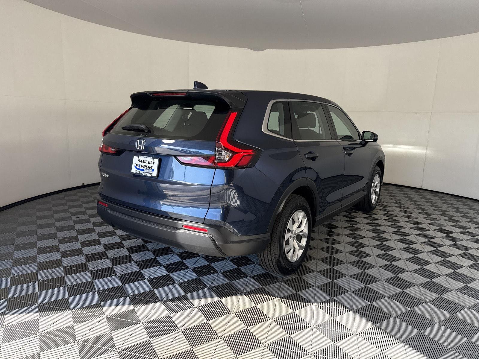 Used 2024 Canyon River Blue Metallic Honda LX image 8