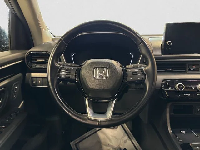 Used 2025 Gray Honda EX-L image 13