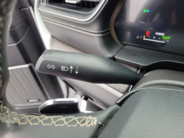 Used 2024 White Jeep 4xe image 27