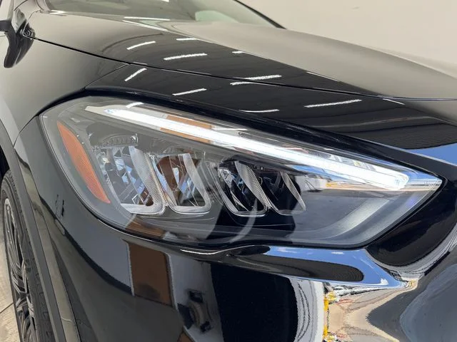 New 2026 Black Mercedes-Benz GLA 250 image 32