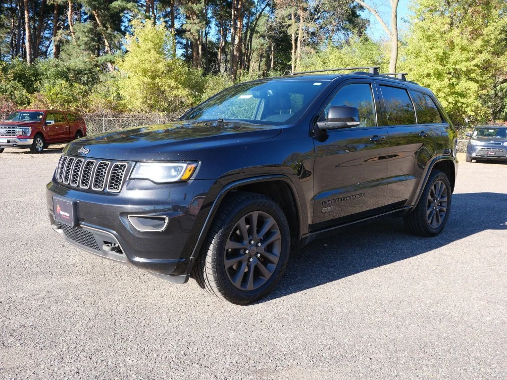 Used 2016 Jeep Grand Cherokee Limited with VIN 1C4RJFBG9GC372432 for sale in White Bear Lake, Minnesota