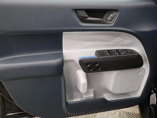 New 2026 Shadow Black Ford XLT image 36