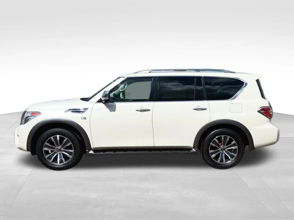 Used 2018 Pearl White Nissan SV image 5