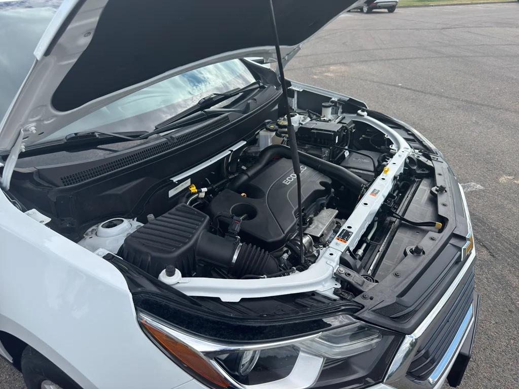 Used 2021 Summit White Chevrolet LT image 26
