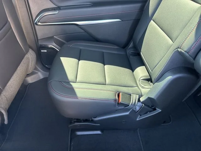 New 2026 Gray Chevrolet Z71 image 25